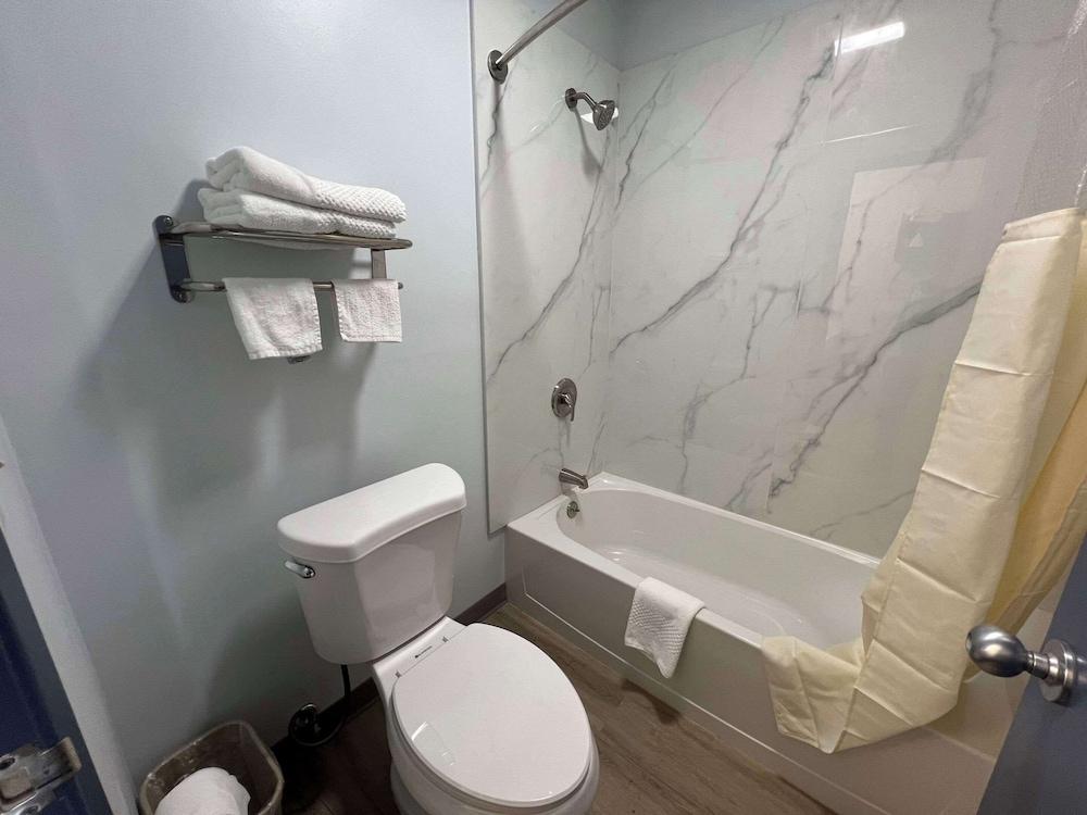 Quality Inn Madison - Huntsville photo 17