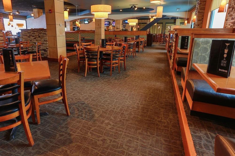 Grand Harbor Resort and Waterpark photo 32