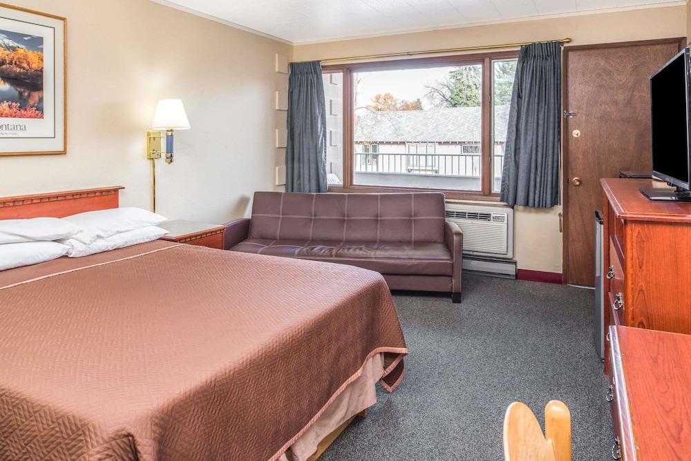 Travelodge by Wyndham Kalispell photo 7