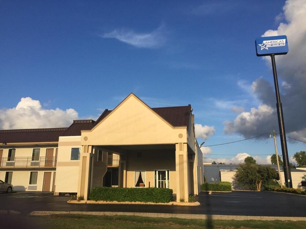Americas Best Value Inn Manchester, TN photo 27