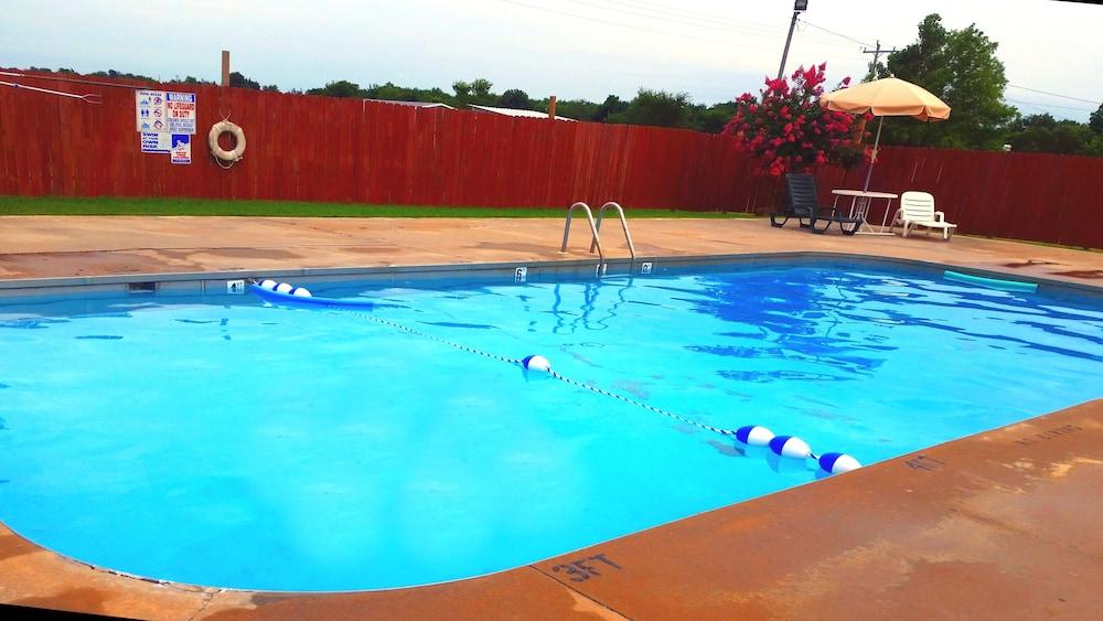 Lake Eufaula Inn photo 46