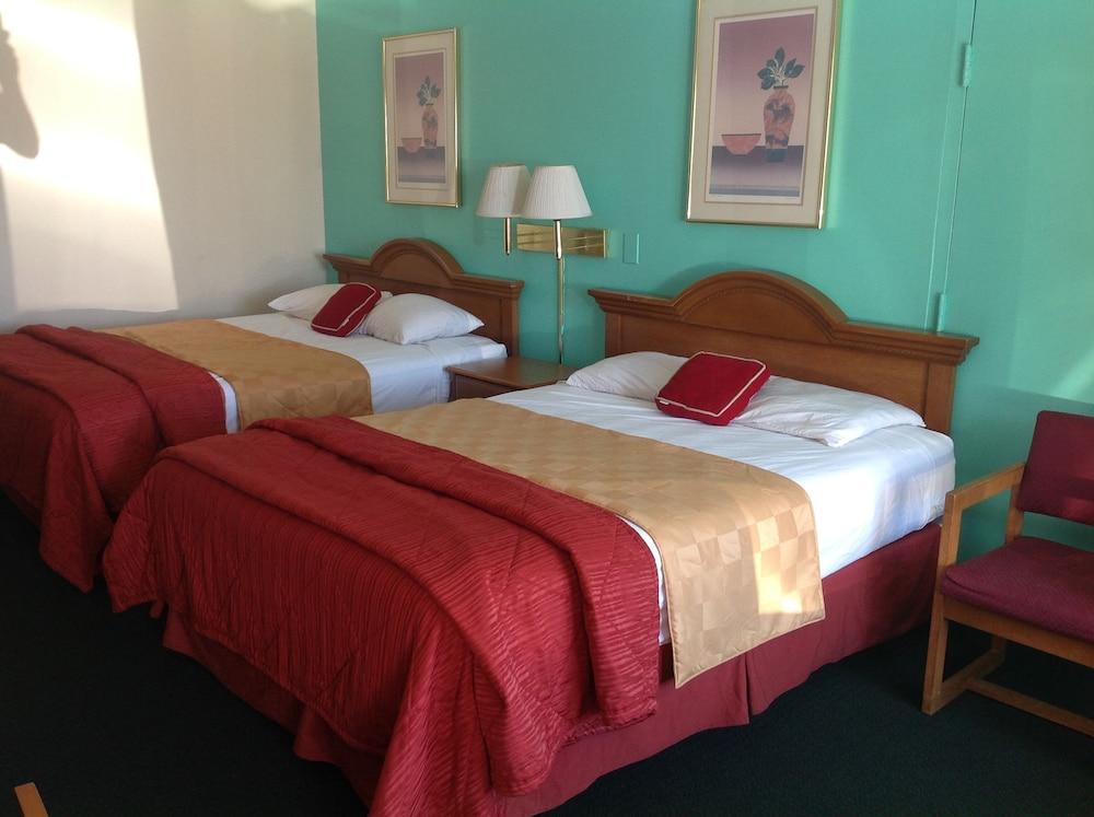 Budget Inn photo 4