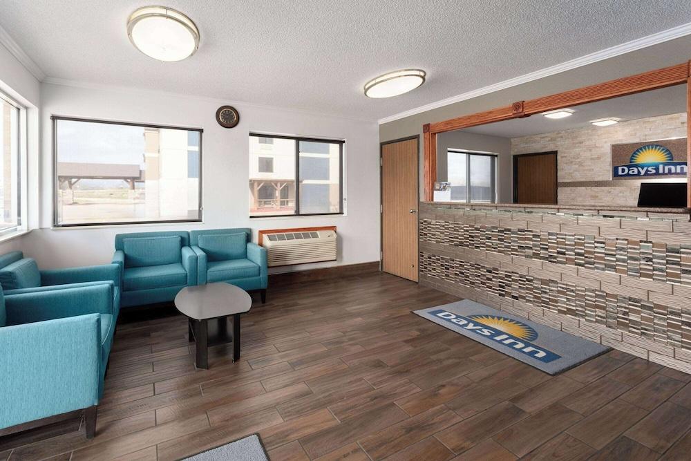 Days Inn by Wyndham Ogallala photo 3