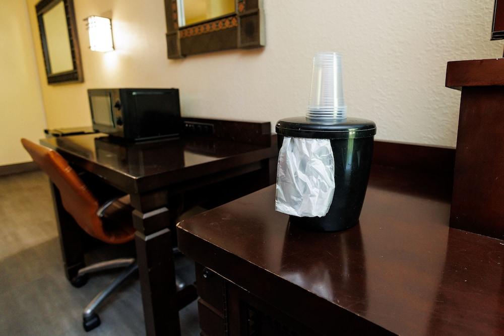 Garnet Inn & Suites, Orlando photo 68