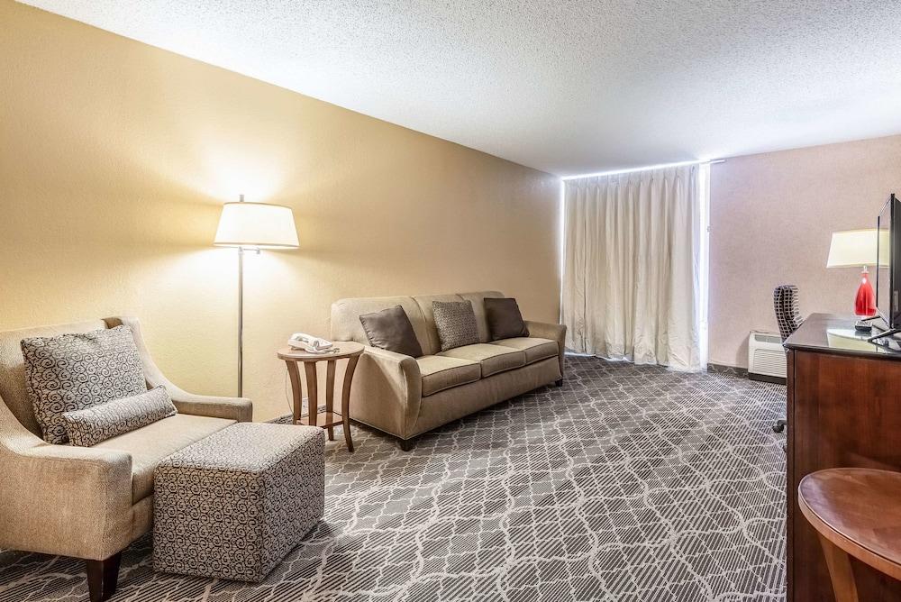 Quality Inn & Suites Brainerd photo 28