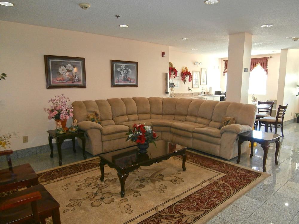 Americas Best Value Inn & Suites McDonough photo 11