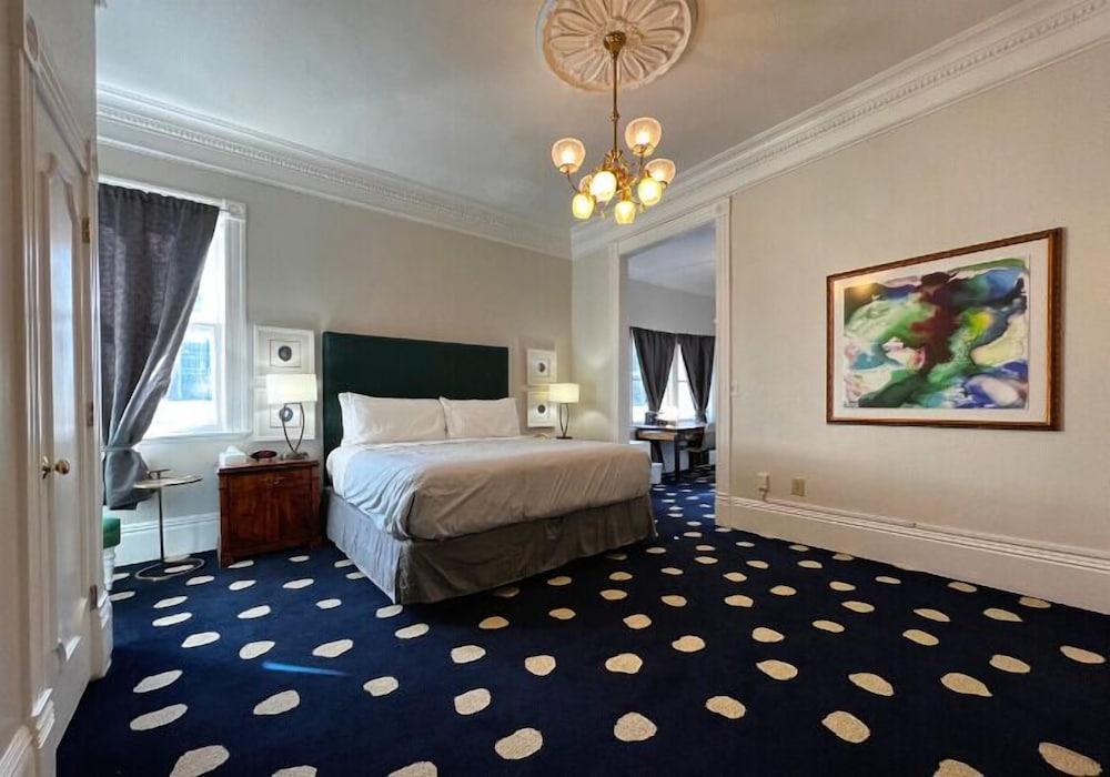 The Sterling Hotel photo 6