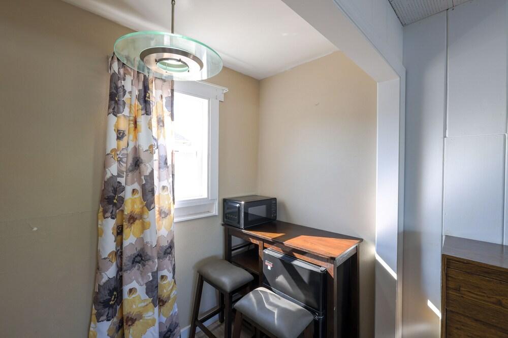 Cottage Inn photo 3