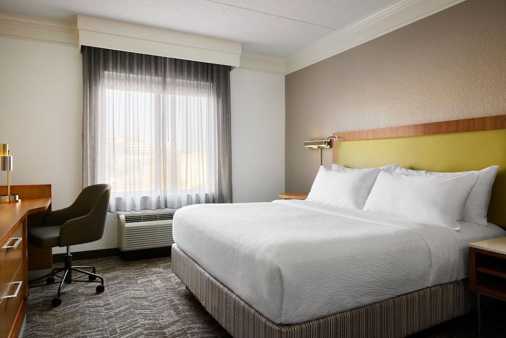 SpringHill Suites San Antonio Downtown/Riverwalk Area photo 3