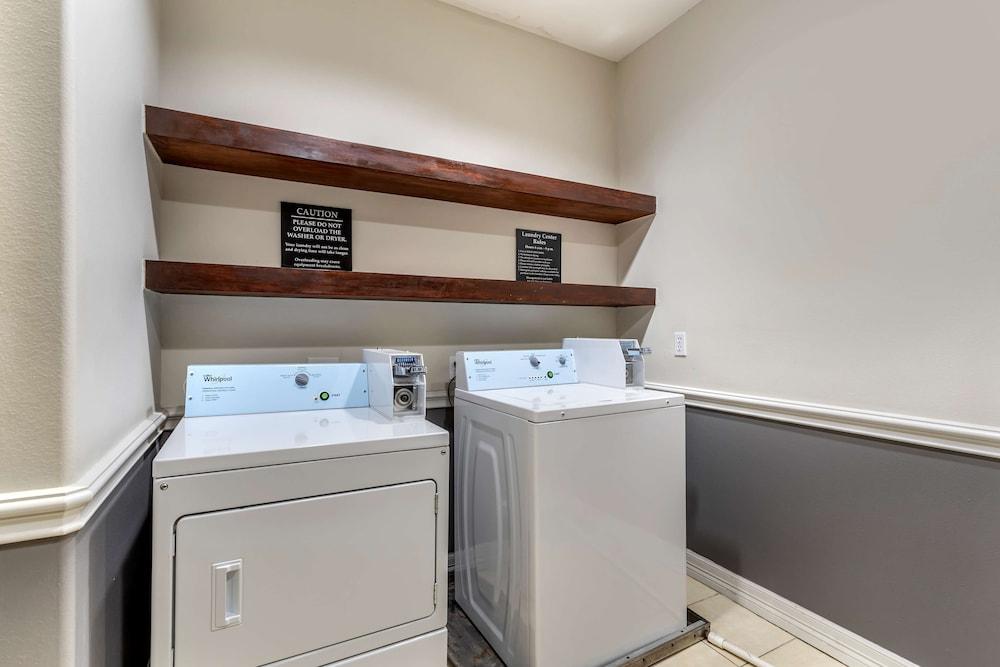 Best Western Sugarland Inn photo 25