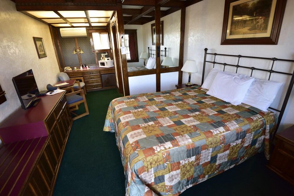 Sequim West Inn photo 7
