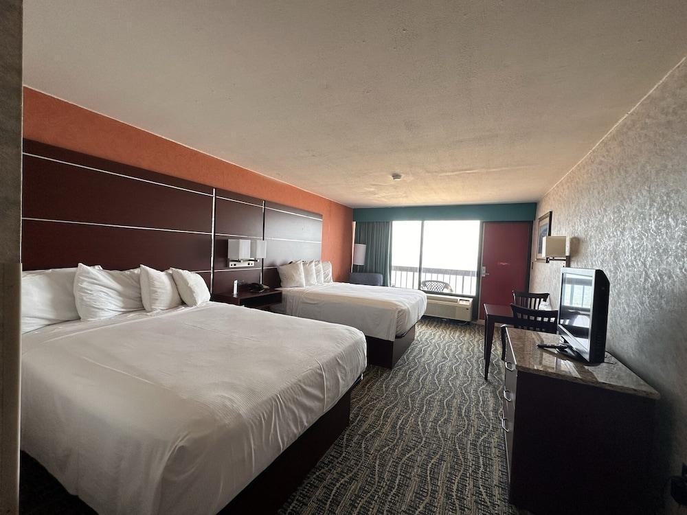 Breakers Resort Inn photo 3