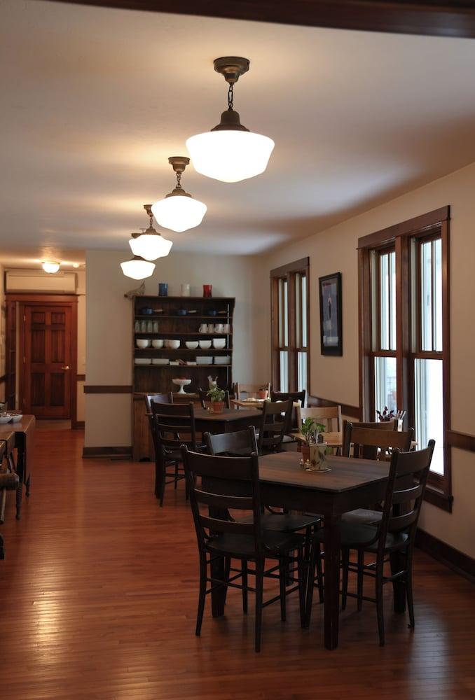 The Liberty Lodge at Sister Bay photo 90