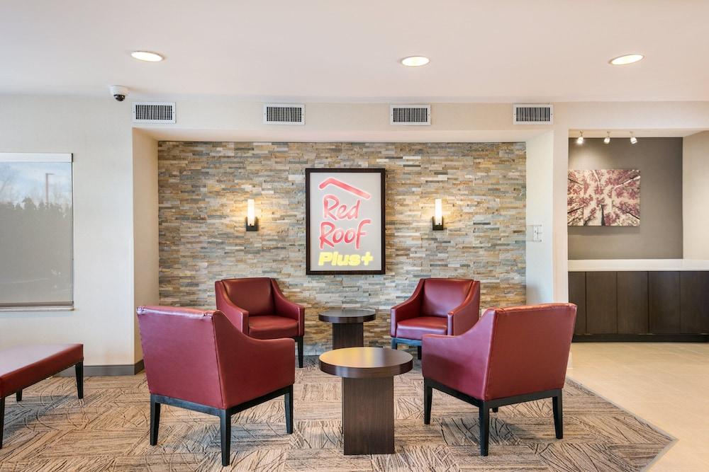 Red Roof Inn PLUS+ Boston - Logan photo 2