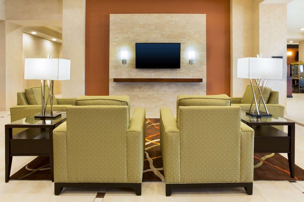 Drury Plaza Hotel Mt. Vernon photo 2