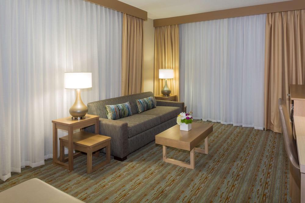 Best Western Plus Atlantic Beach Resort photo 20