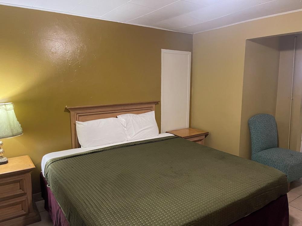 Black Horse Motel photo 7