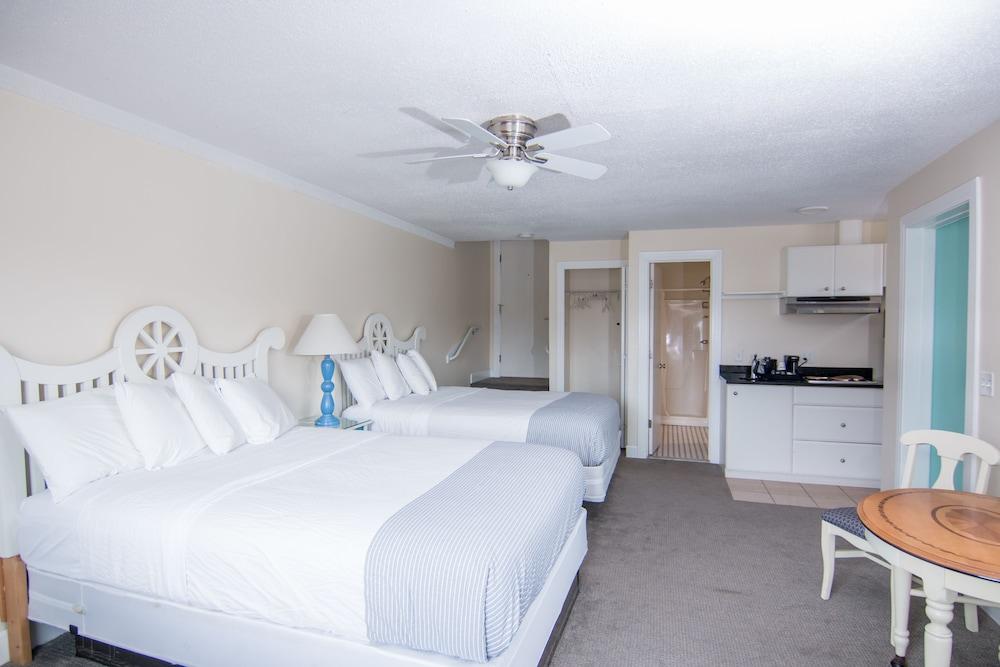 Magic Beach Motel photo 26