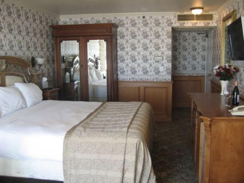 Inn On The Beach photo 11