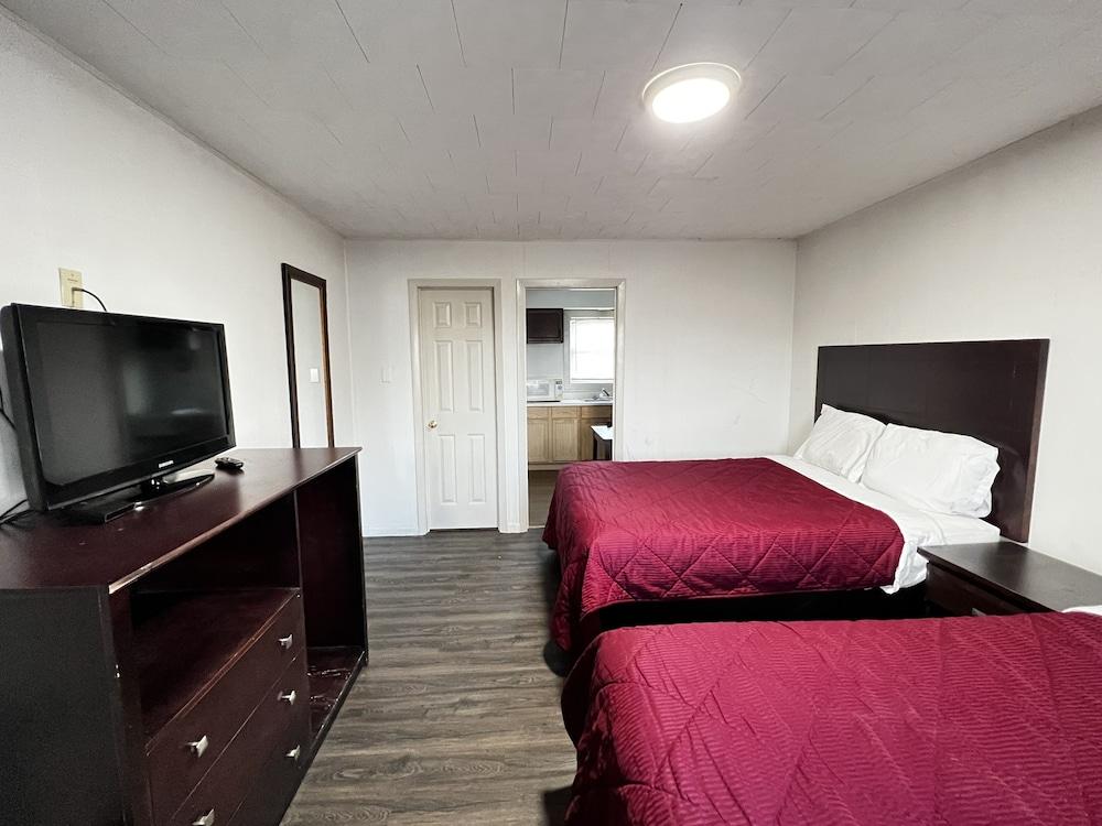 Family Inn photo 4