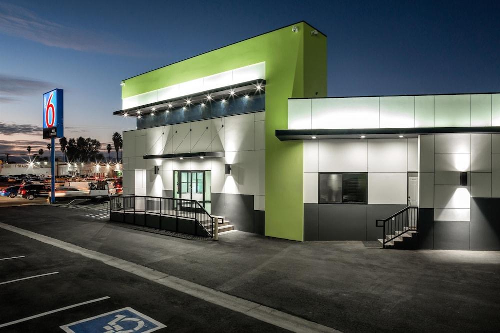 Motel 6 Canoga Park, CA photo 14