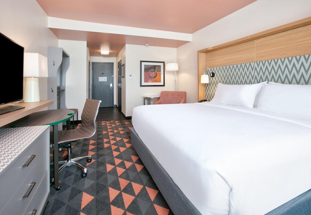 Holiday Inn DFW South by IHG photo 6