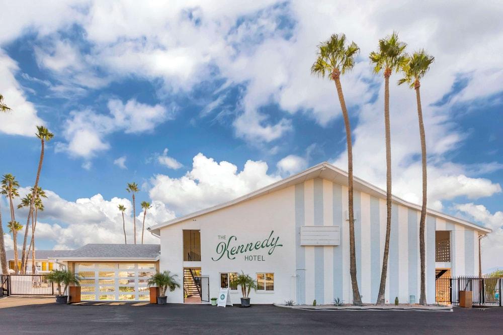 The Kennedy Tucson, SureStay Collection by Best Western photo 33