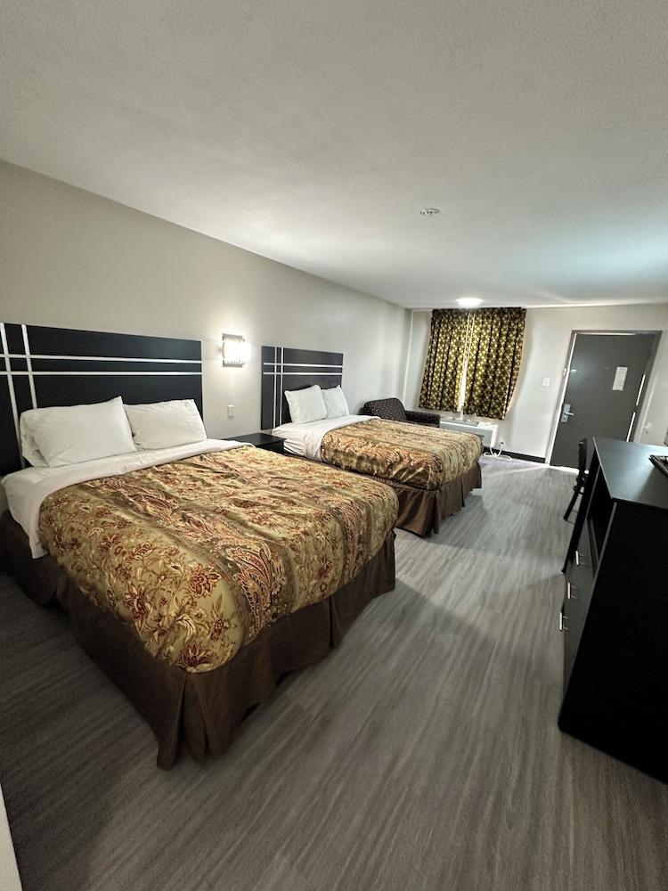 Sunset Inn photo 3
