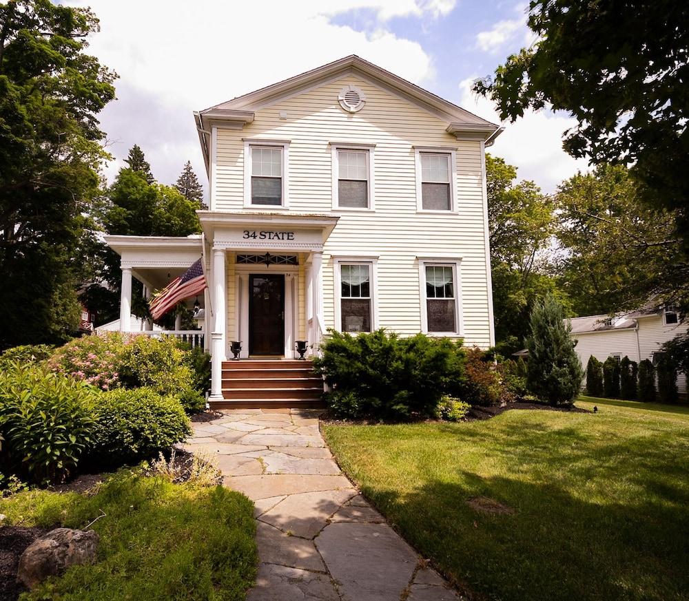 34 State — hotel in Skaneateles
