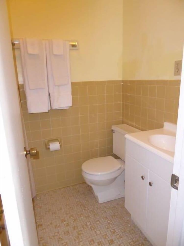 Swell Motel photo 70