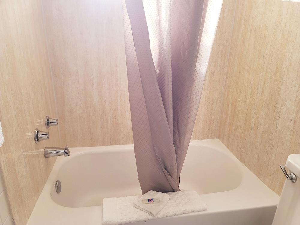 Motel 6 Canon City, CO photo 29