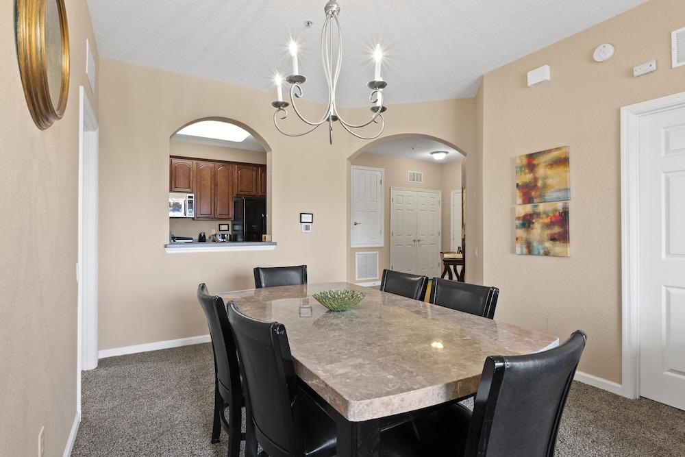 Vista Cay by Orlando Resort Rentals on Universal Boulevard photo 18