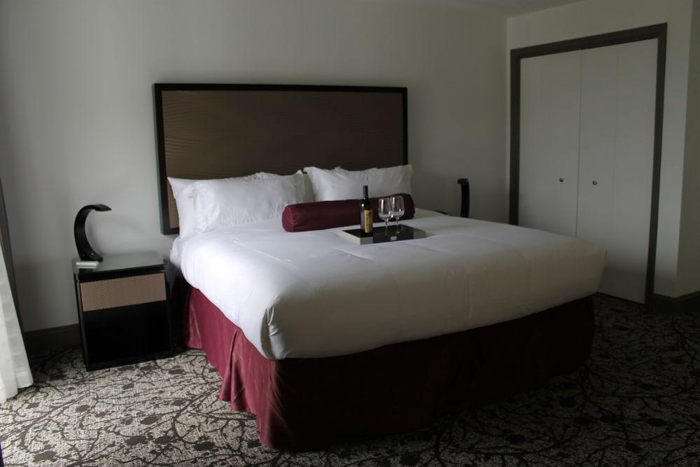 Regalia Hotel & Conference Center photo 24