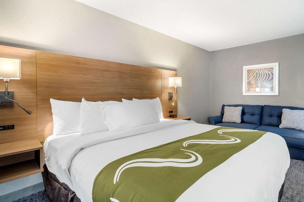 Days Inn by Wyndham San Antonio Downtown photo 18