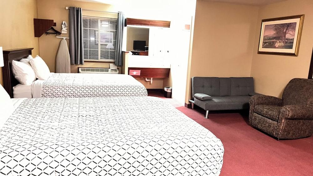 Morgan Inn And Suites photo 38
