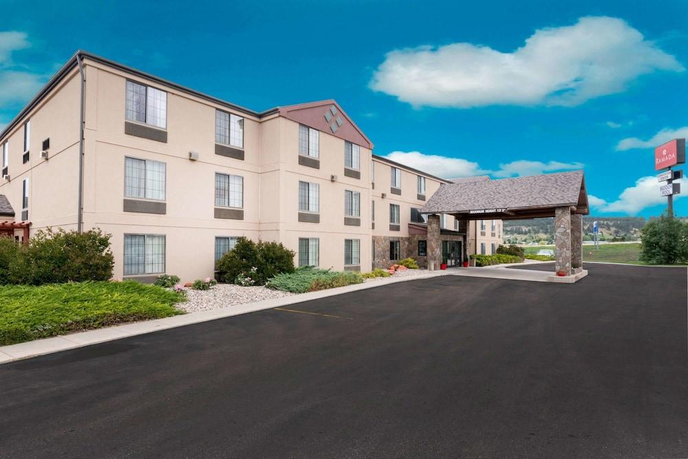 Summerset Hotel & Suites photo 31