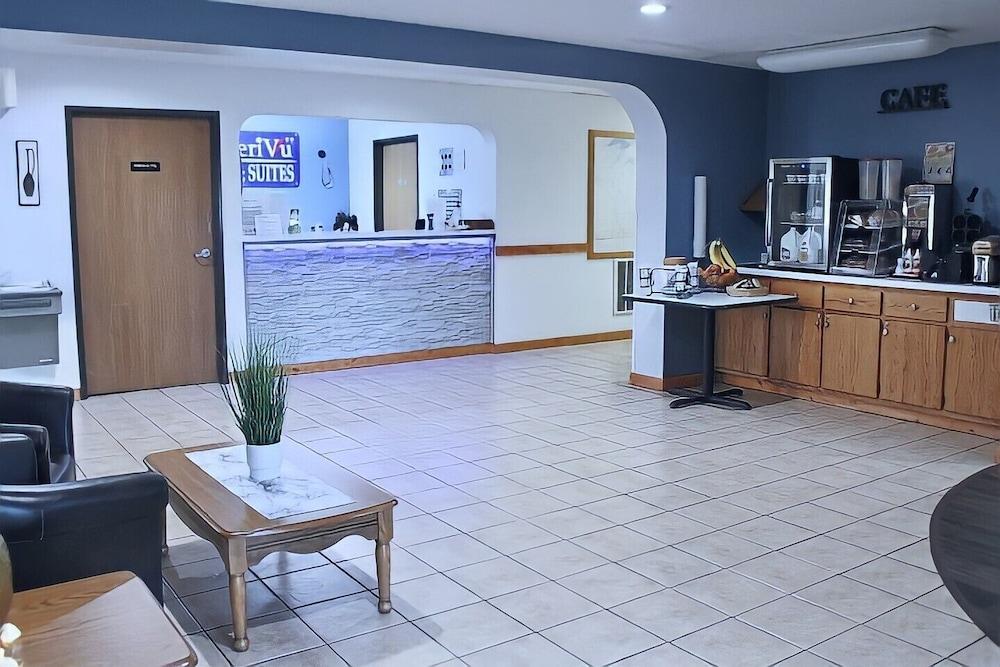 AmeriVu Inn and Suites - Stanley photo 2