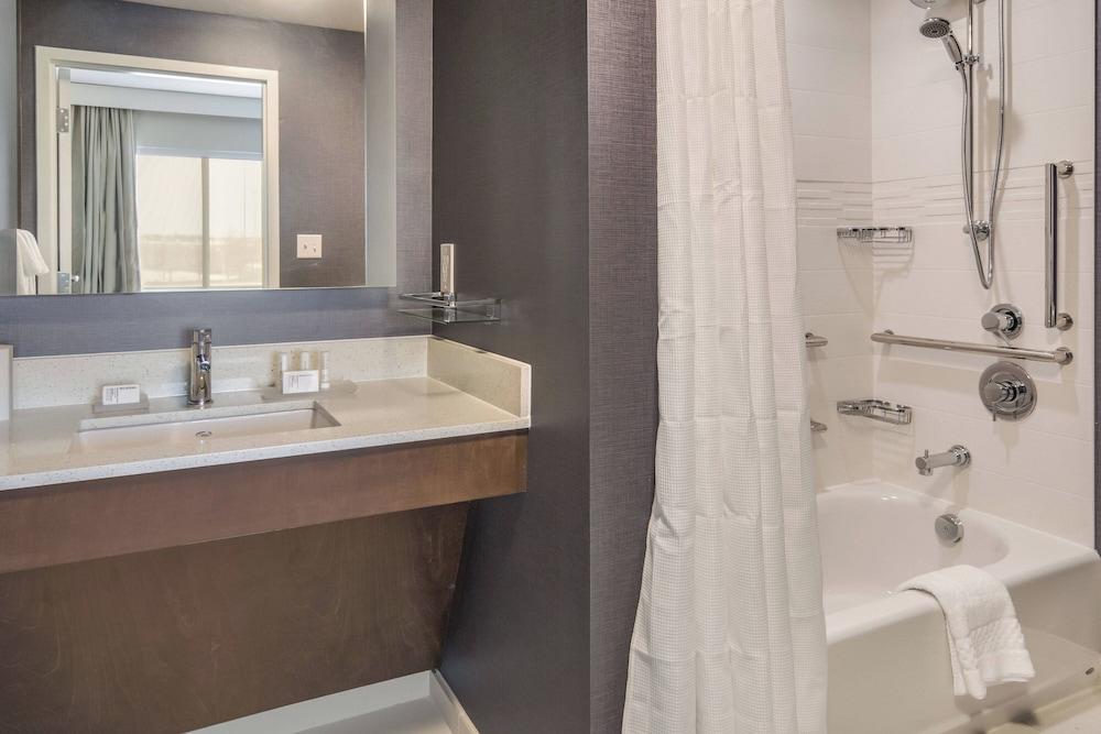 Residence Inn by Marriott Dallas DFW Airport West/Bedford photo 19