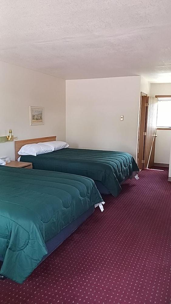 DB Botique and Cabins photo 17