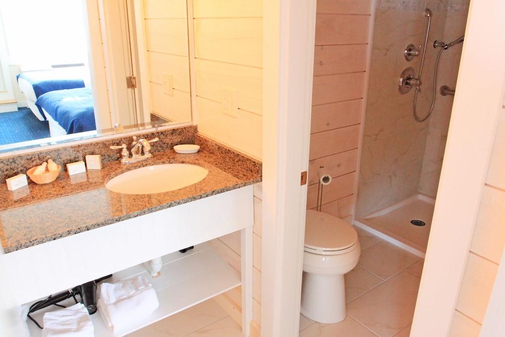 Fishermans Wharf Inn photo 5