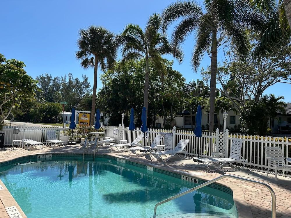 Bahama Beach Club Pompano photo 85