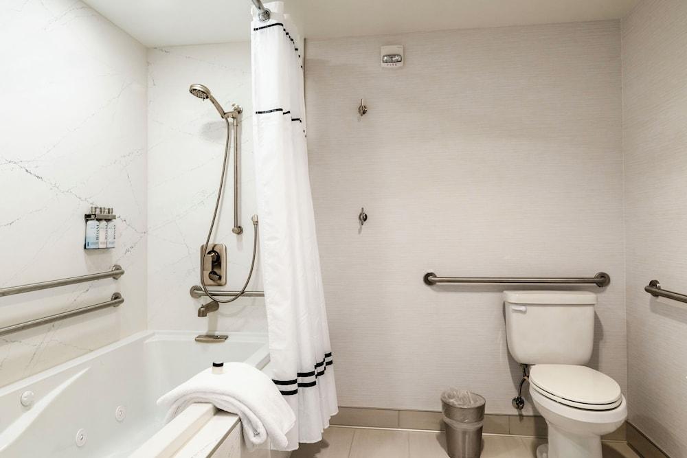 Hotel 43 photo 13