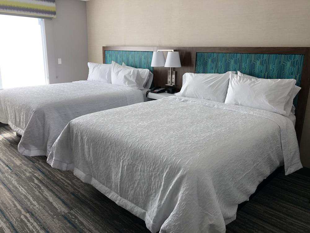 Hampton Inn & Suites Pekin Peoria Area photo 9
