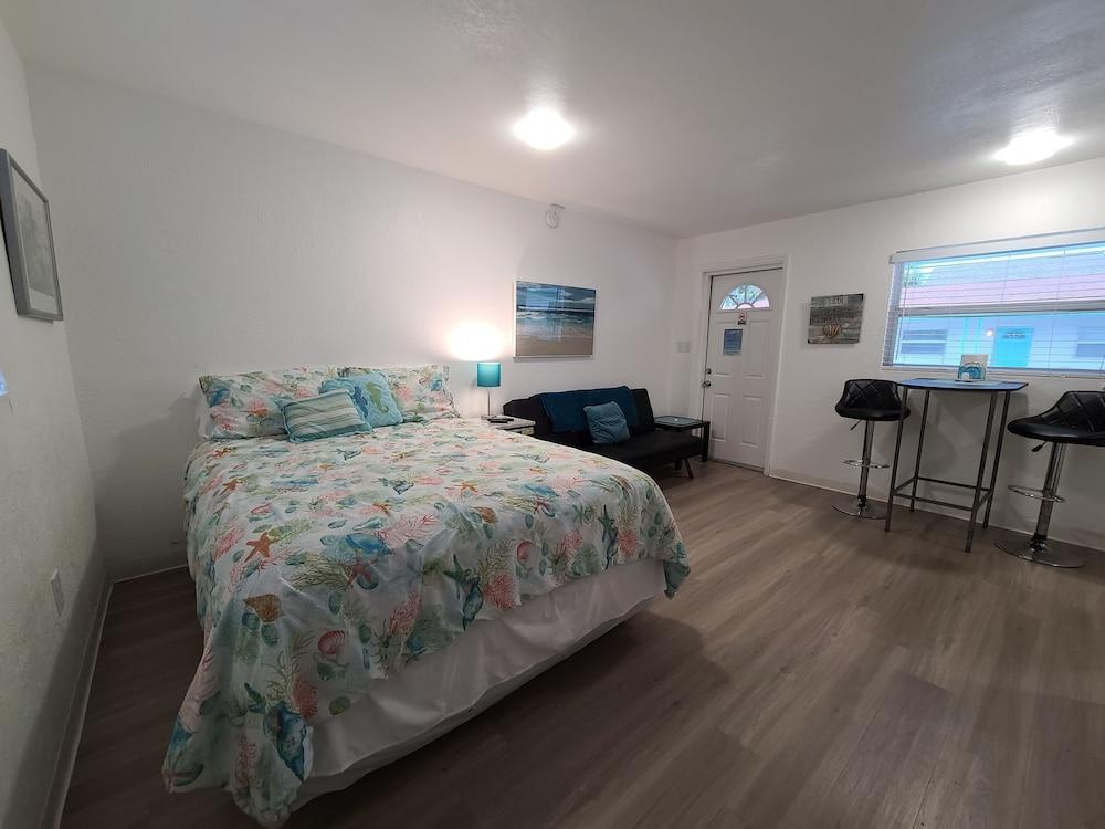 Sun Island Motel photo 74