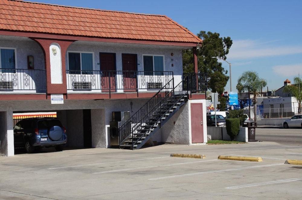 Beach Inn Motel photo 9