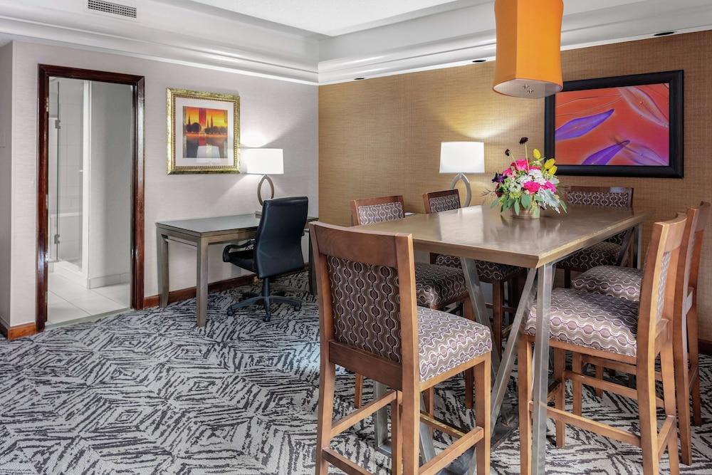 DoubleTree by Hilton Omaha Downtown photo 19