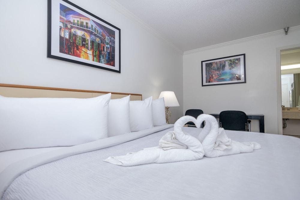 Contempra Inn photo 15