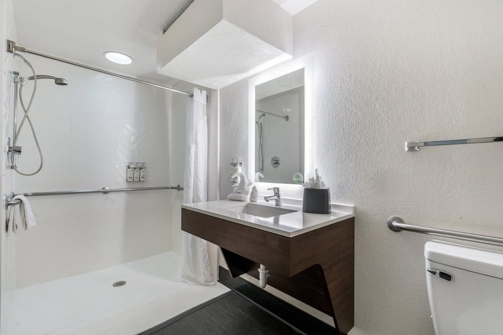 Holiday Inn Orlando International Dr-ICON by IHG photo 22