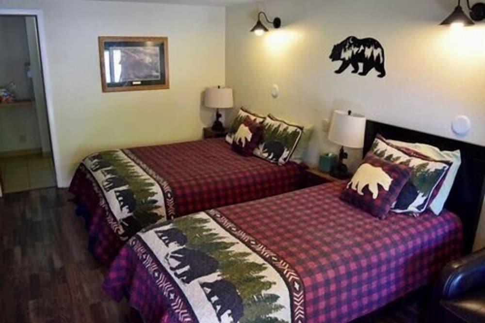Reflections Inn photo 5