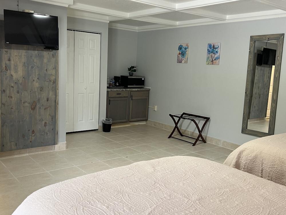 BlueGem Motel photo 22